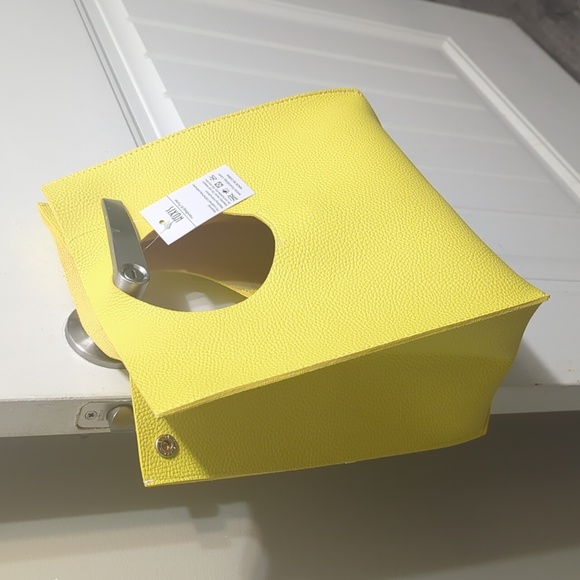 Vintage Minimalist Style Soft Yellow Leather Handbag Clutch Novelty Tote Handbag - Picture 2 of 3